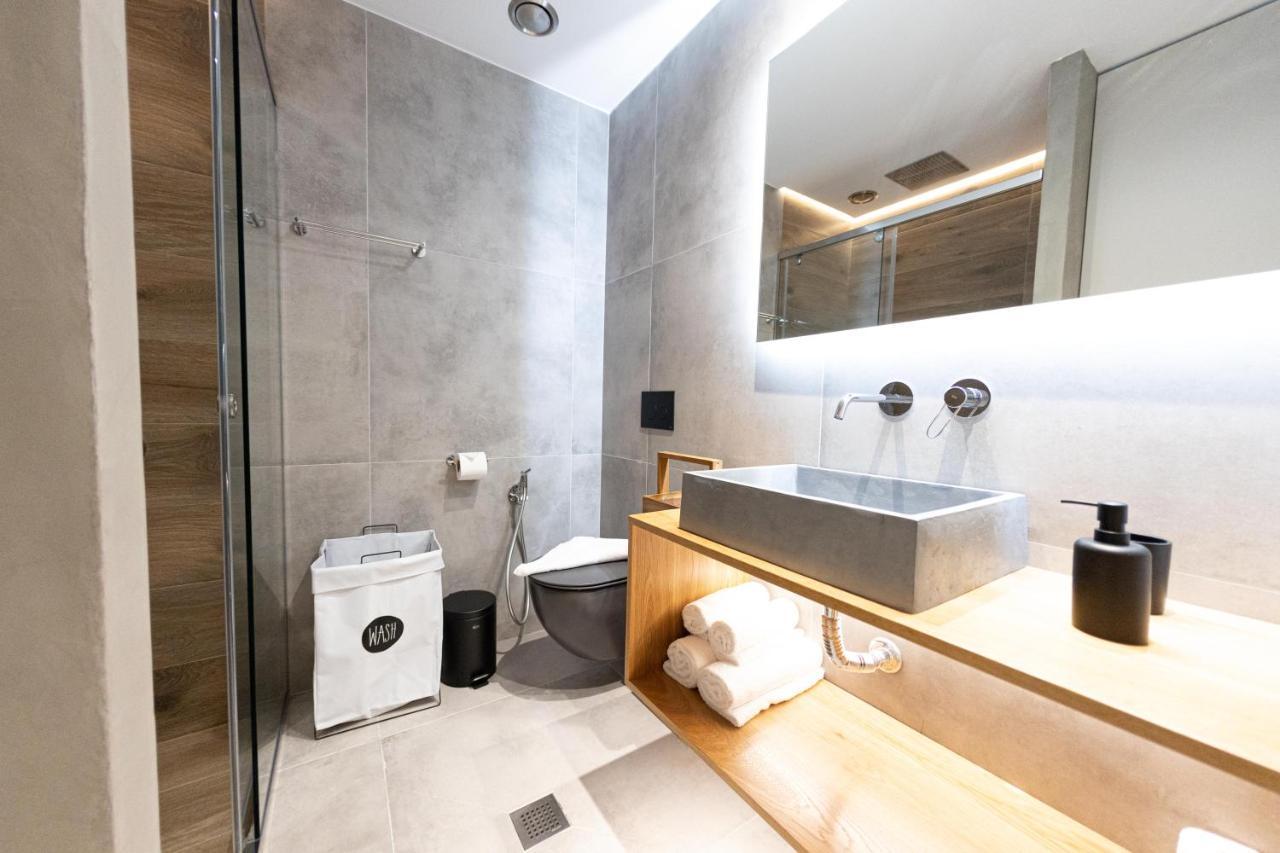 Billmar Luxury Apartment In The Center Of Гитион Экстерьер фото