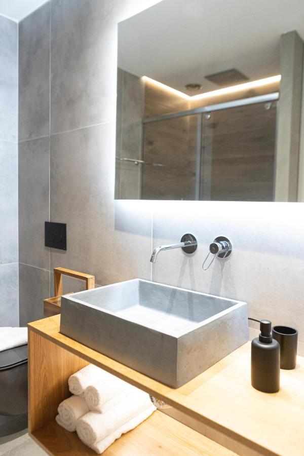 Billmar Luxury Apartment In The Center Of Гитион Экстерьер фото