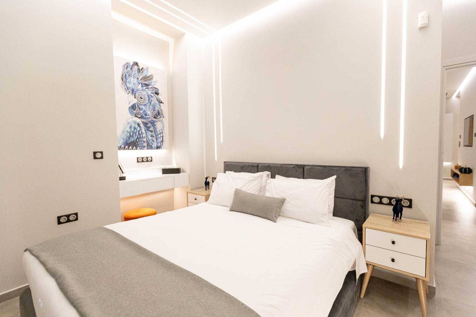 Billmar Luxury Apartment In The Center Of Гитион Экстерьер фото