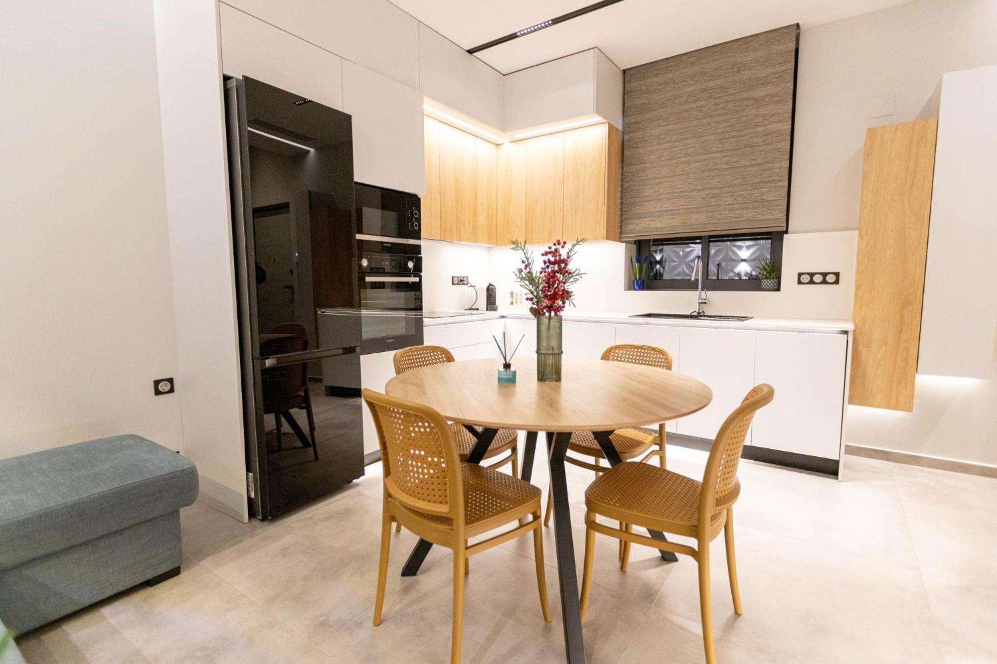 Billmar Luxury Apartment In The Center Of Гитион Экстерьер фото